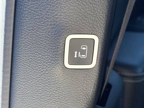 New 2026 Chrysler Pacifica Select image 20