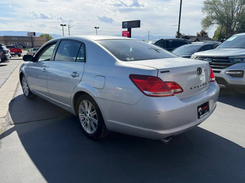 Used 2005 Toyota Avalon Limited FWD image 6
