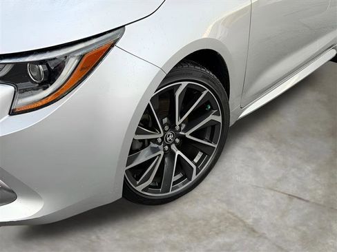 Used 2019 Toyota Corolla XSE FWD image 7