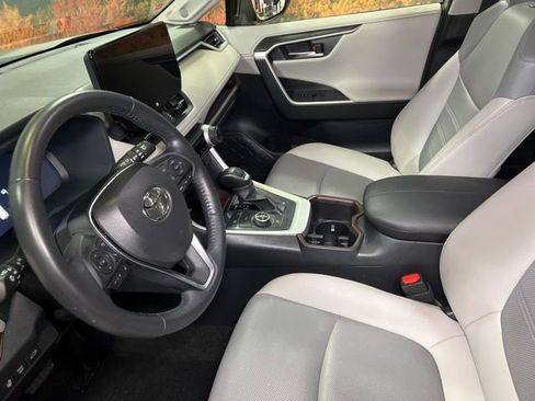 Used 2024 Toyota RAV4 Limited w/ Advanced Technology Package image 26