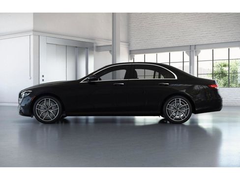 Certified 2022 Mercedes-Benz E 350 4MATIC Sedan image 44