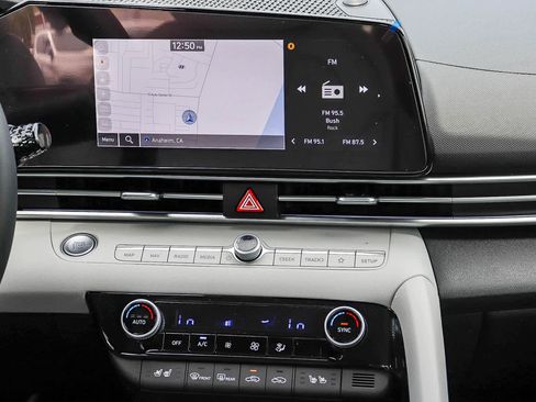 New 2026 Hyundai Elantra Limited FWD image 16