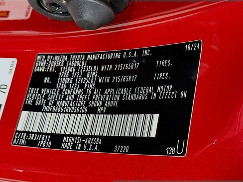 Used 2024 Toyota Corolla Cross SE image 32