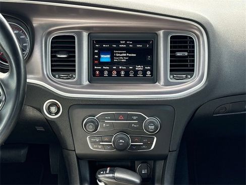 Used 2022 Dodge Charger SXT image 15
