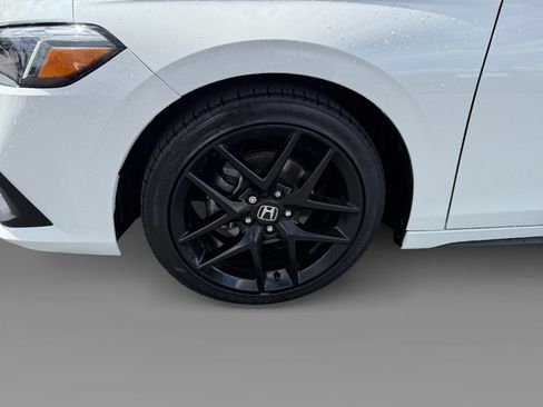 Certified 2022 Honda Civic Sport image 9