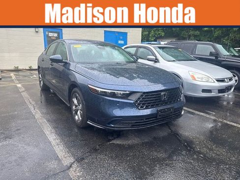 Used 2024 Honda Accord EX-L image 1