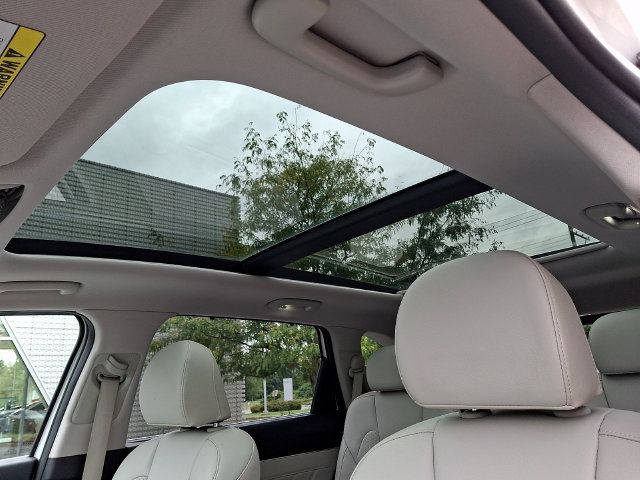 Used 2023 Kia Sorento SX Prestige w/ Panoramic Sunroof Package AWD/4WD image 15