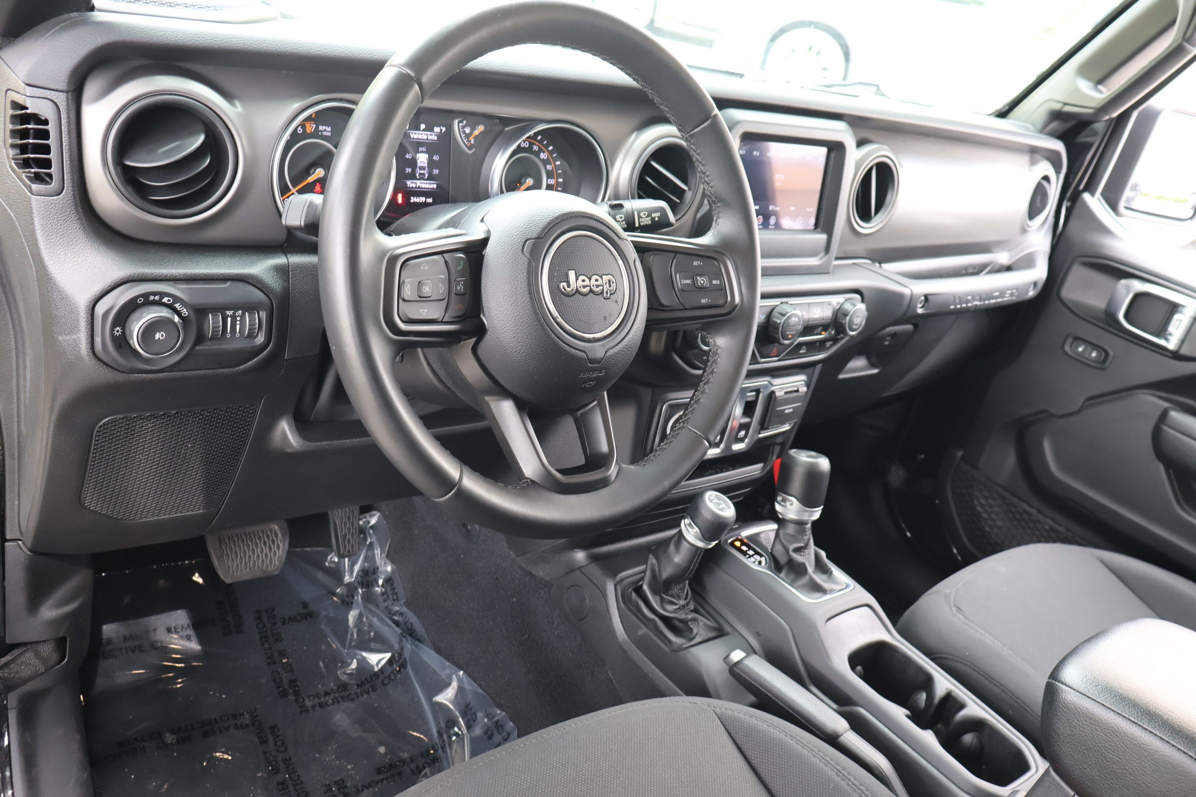 Used 2022 Jeep Wrangler Sport AWD/4WD image 14