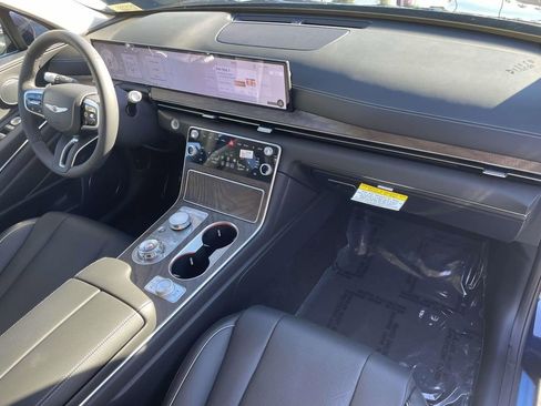 New 2026 Genesis GV80 2.5T Advanced image 32
