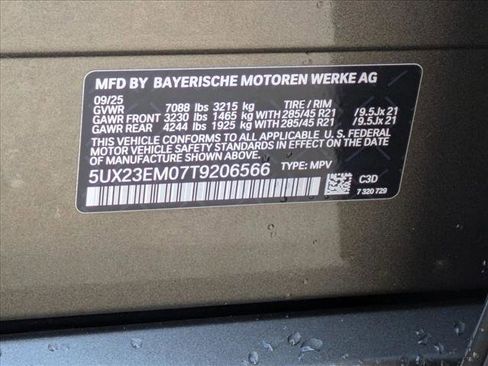 Used 2026 BMW X7 xDrive40i AWD/4WD image 24