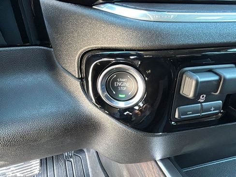 New 2026 GMC Sierra 1500 SLT w/ SLT Premium Plus Package image 11