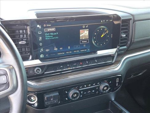 Used 2023 Chevrolet Silverado 1500 RST image 18