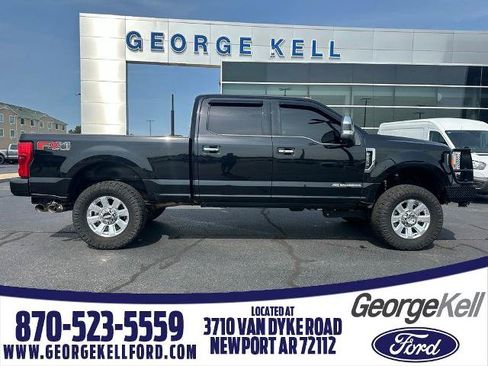 Certified 2019 Ford F250 Platinum w/ Platinum Ultimate Package AWD/4WD image 1