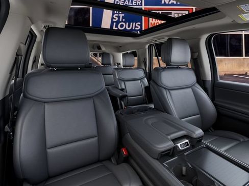 New 2027 Ford Expedition Active AWD/4WD image 9