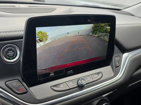 Used 2024 Chevrolet Blazer LT FWD image 26