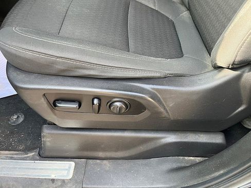 Used 2020 Chevrolet Silverado 1500 LT Trail Boss image 15