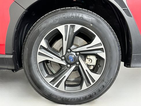 Used 2024 Subaru Crosstrek 2.0i Premium image 11