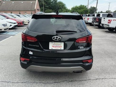 Used 2018 Hyundai Santa Fe Sport w/ 2.4L Value Package 02 AWD/4WD image 4