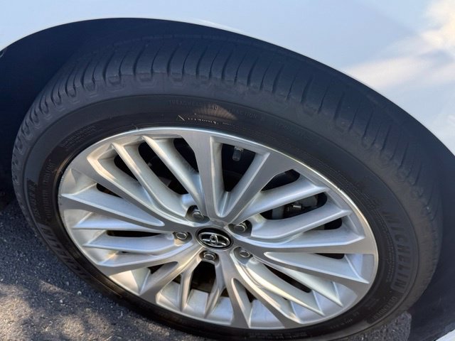 Used 2018 Toyota Camry XLE w/ Audio Package FWD image 9