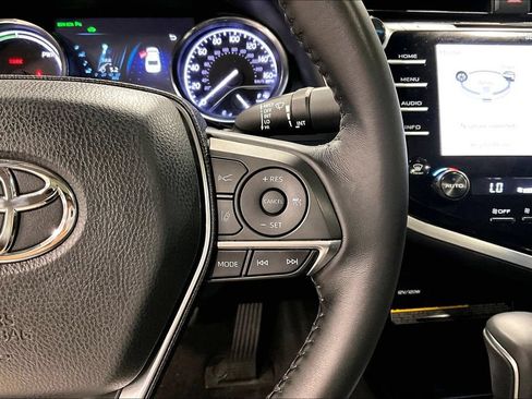Used 2018 Toyota Camry XLE w/ Audio Package FWD image 12
