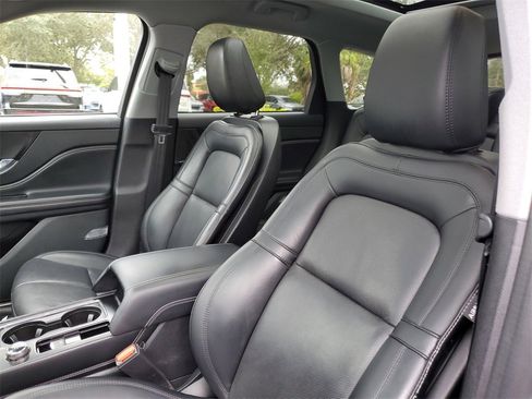 Certified 2022 Lincoln Corsair Reserve image 22