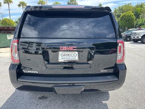 Used 2020 GMC Yukon SLT image 3
