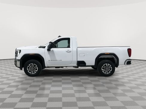 Used 2024 GMC Sierra 3500 SLE w/ SLE Convenience Package image 2