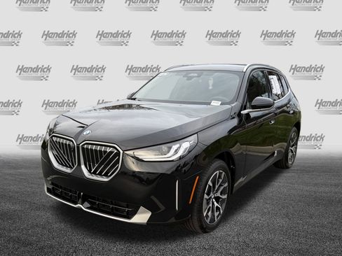 Used 2025 BMW X3 xDrive30i w/ Premium Package image 7