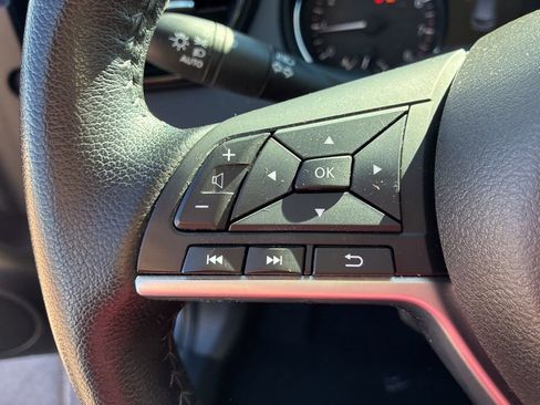 Used 2022 Nissan Rogue Sport SL w/ Premium Package image 28