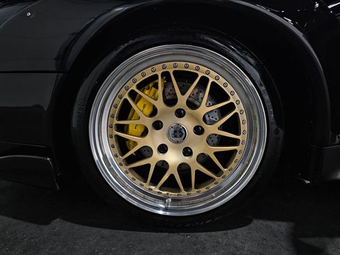 Used 1995 Porsche 911 Carrera RWD image 48