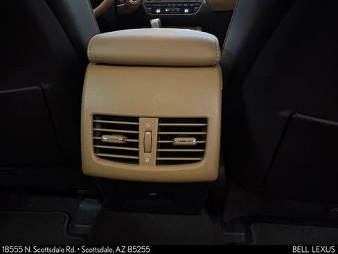 Used 2016 Lexus ES 350 w/ Luxury Package w/Wood Trim FWD image 19