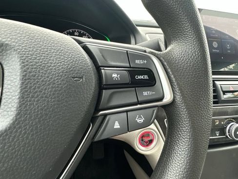 Used 2021 Honda Accord EX image 21