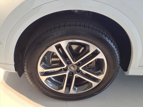 Certified 2025 Audi Q5 Premium w/ Convenience Package image 8