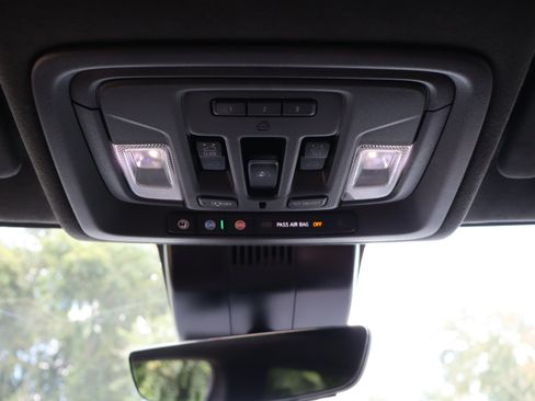 Used 2024 GMC Sierra 1500 Denali Ultimate AWD/4WD image 47