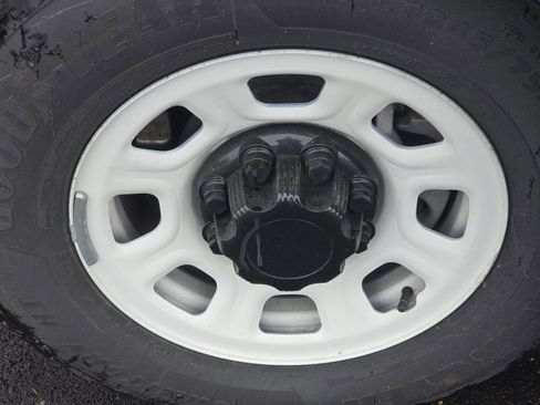 New 2025 Chevrolet Brightdrop 600 w/ Power Door Package image 18