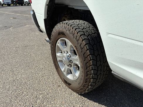 Used 2024 RAM 2500 Big Horn AWD/4WD image 13
