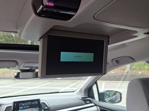 Used 2024 Honda Odyssey Touring image 12