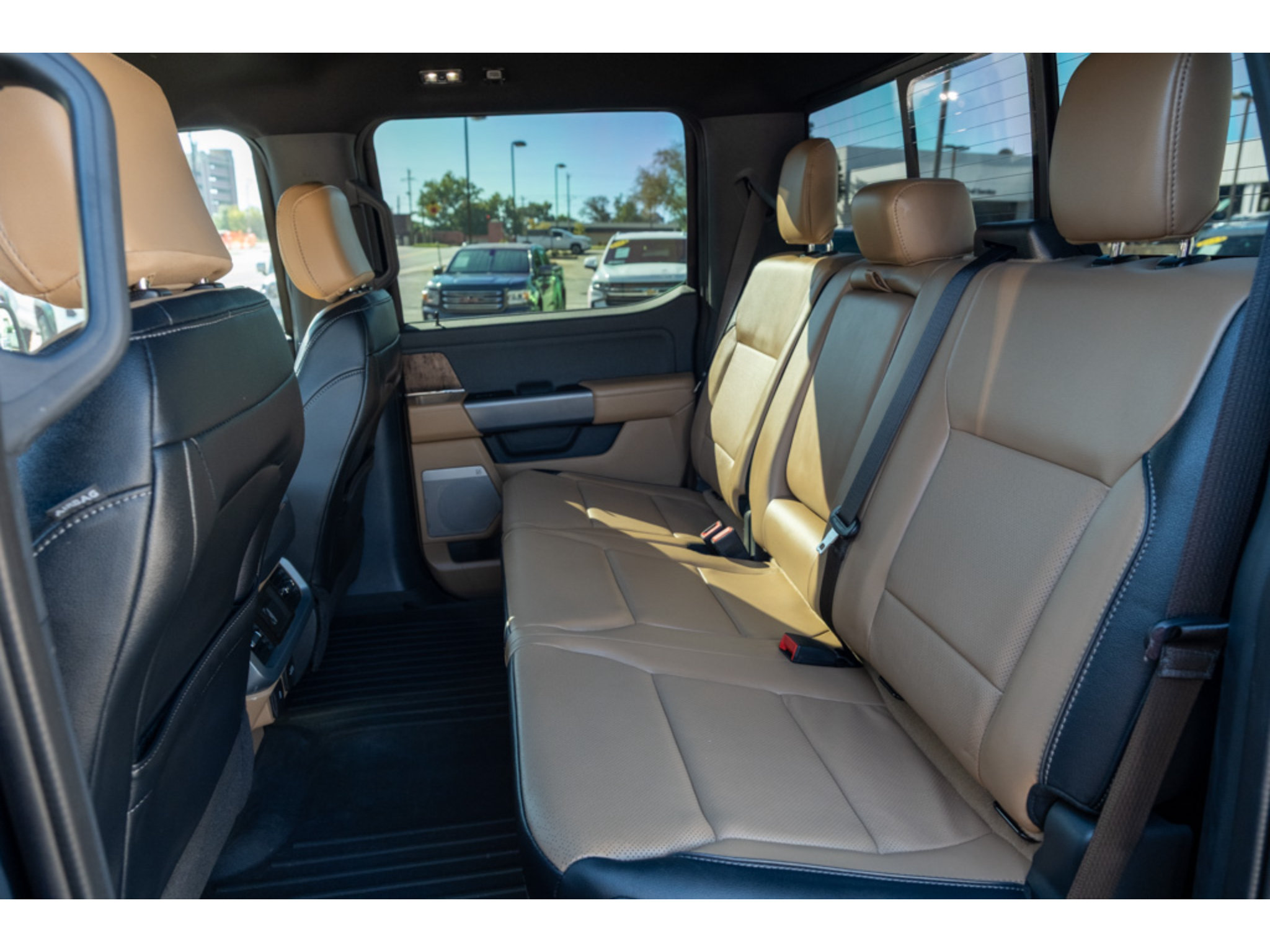 Used 2022 Ford F150 Lariat AWD/4WD image 13
