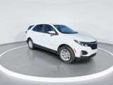 Used 2023 Chevrolet Equinox LT image 2