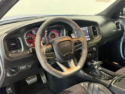 Used 2020 Dodge Charger SRT Hellcat w/ Harman/Kardon Audio Group RWD image 15