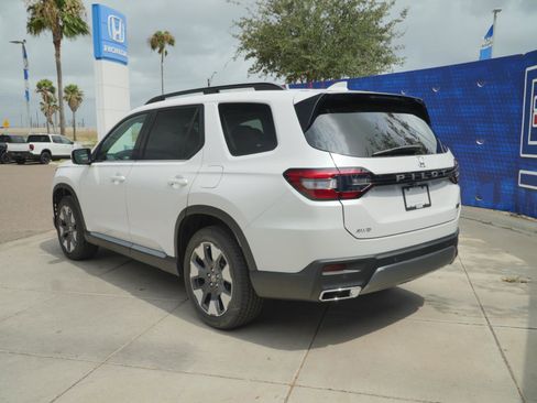 New 2026 Honda Pilot Elite image 8