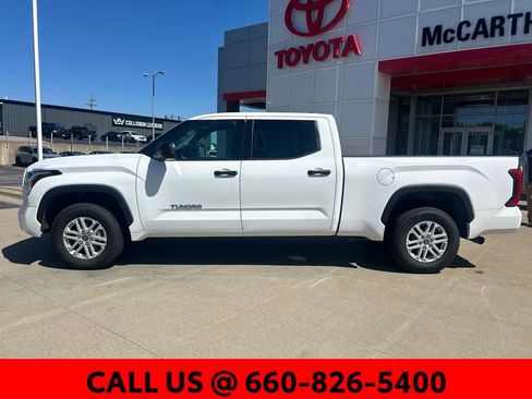Used 2022 Toyota Tundra SR5 AWD/4WD image 8