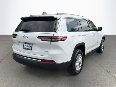 Used 2023 Jeep Grand Cherokee L Laredo RWD image 4