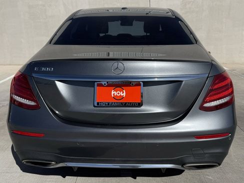 Used 2017 Mercedes-Benz E 300 image 4