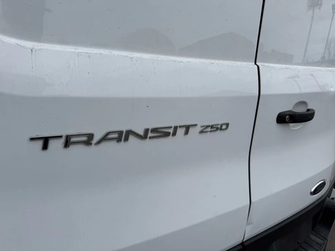 Used 2019 Ford Transit 250 148 High Roof image 13