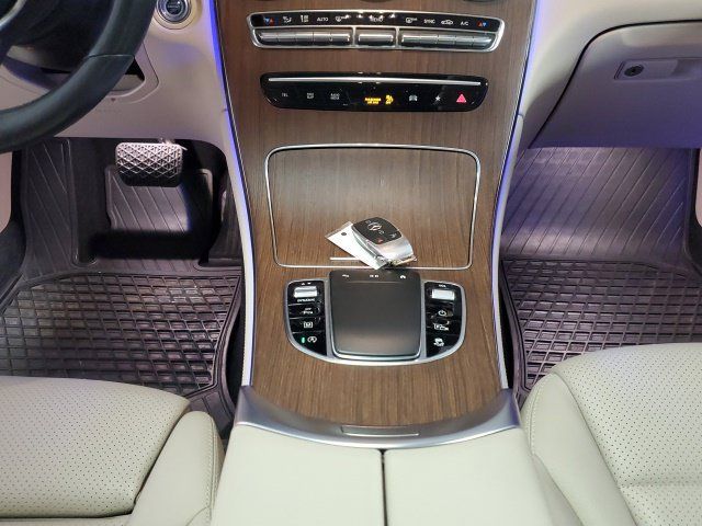 Used 2021 Mercedes-Benz GLC 300 4MATIC image 28