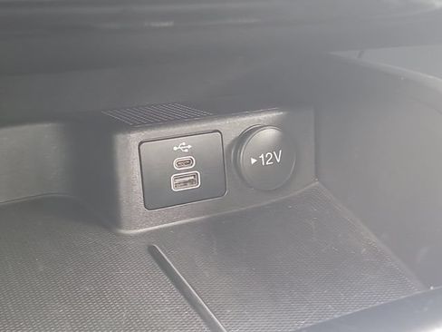 Used 2025 Ford Escape Active w/ Tech Pack #1 FWD image 27
