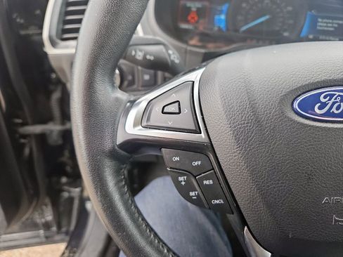 Used 2024 Ford Edge SEL AWD/4WD image 18