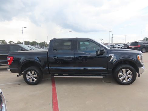 Certified 2021 Ford F150 Lariat w/ Trailer Tow Package AWD/4WD image 8