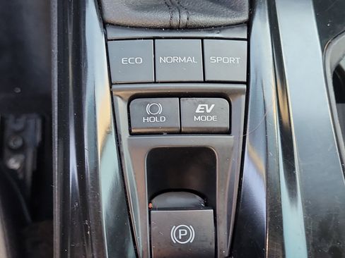 Certified 2025 Toyota Camry SE image 27